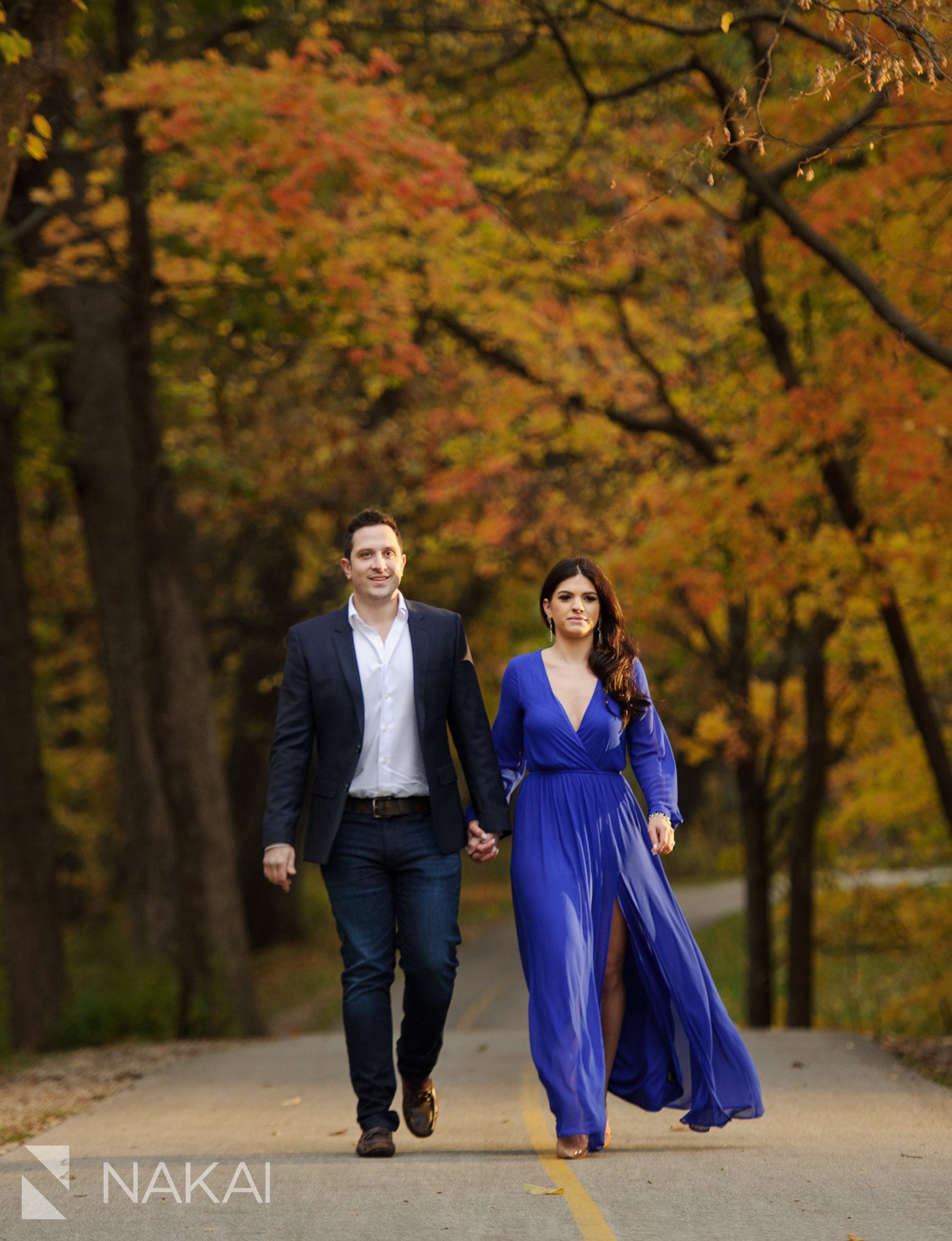 fall chicago engagement photographer couple