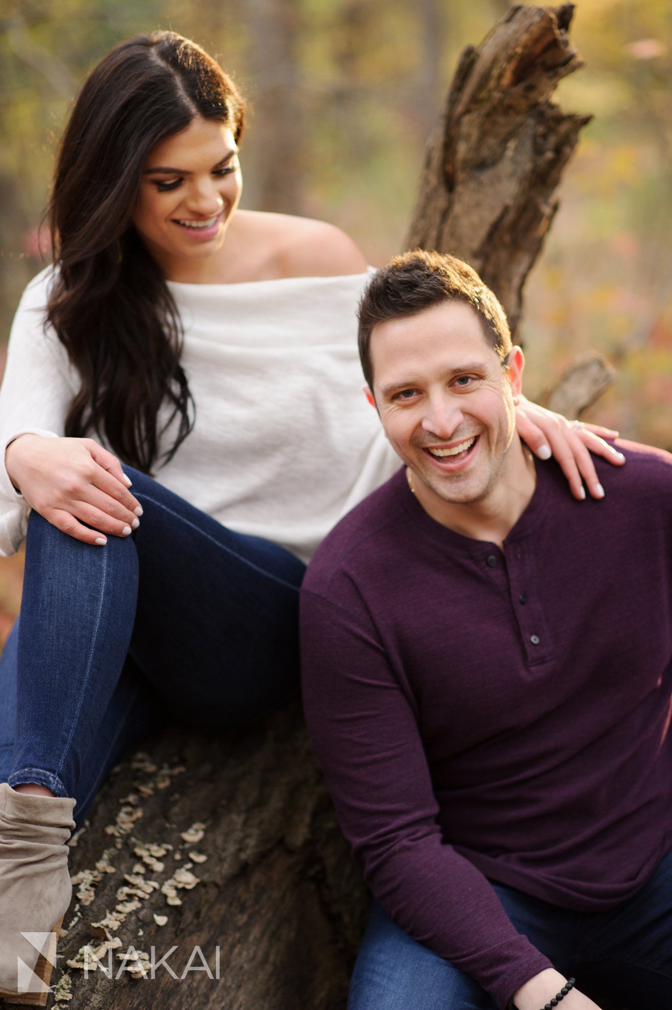 fall chicago engagement photographer couple
