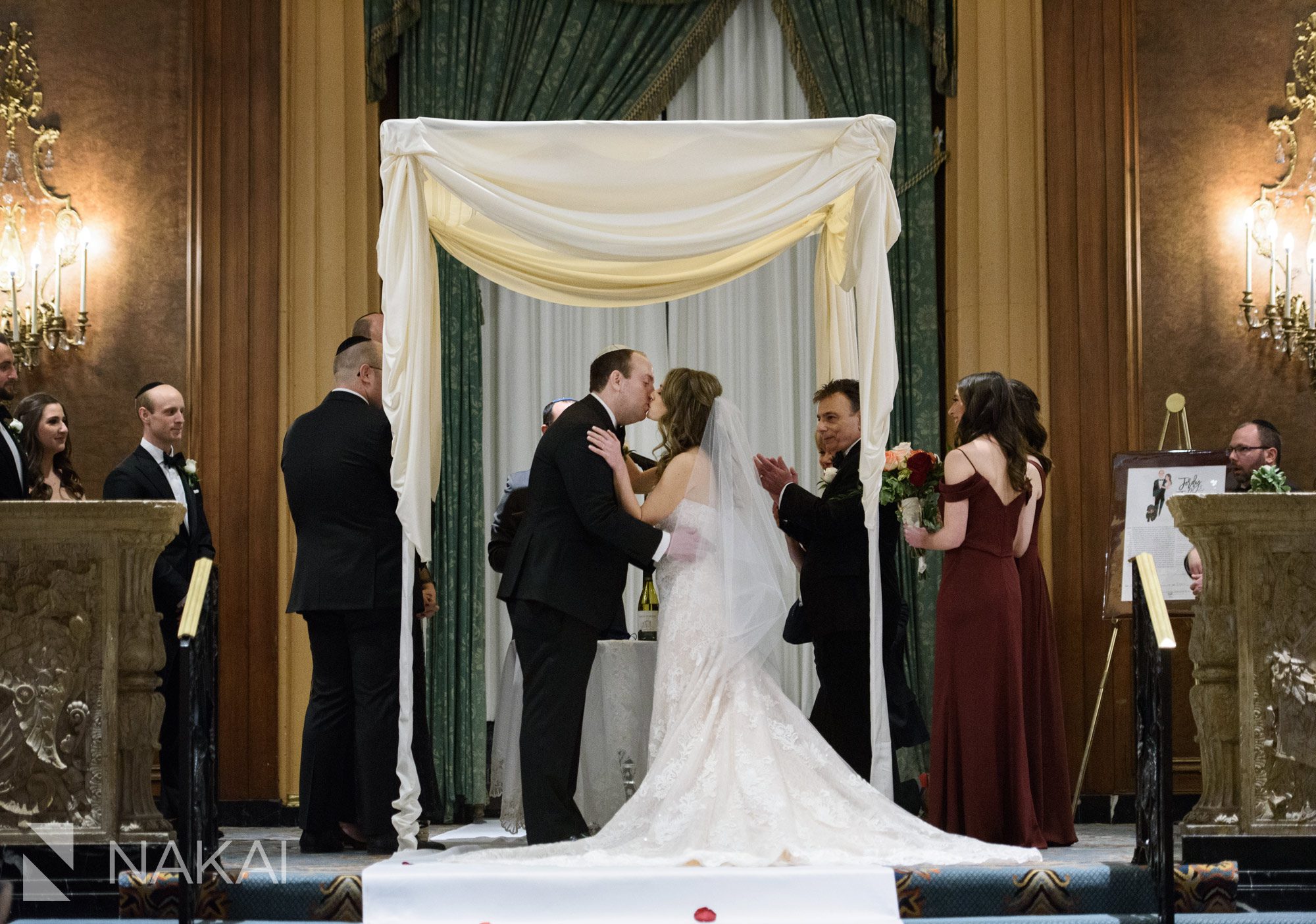 chicago intercontinental wedding photos jewish ceremony