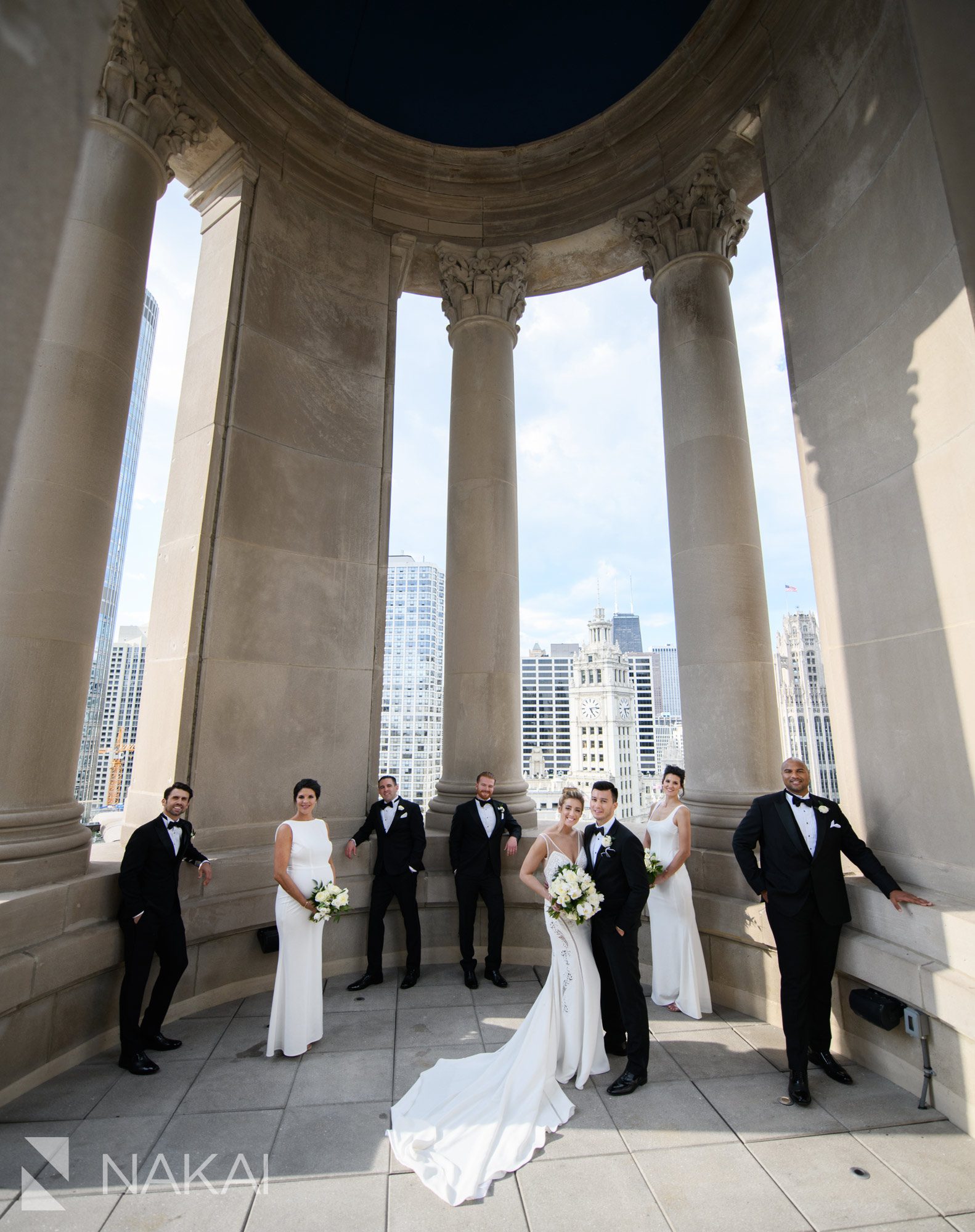 londonhouse Chicago wedding photo cupola rooftop bridal party