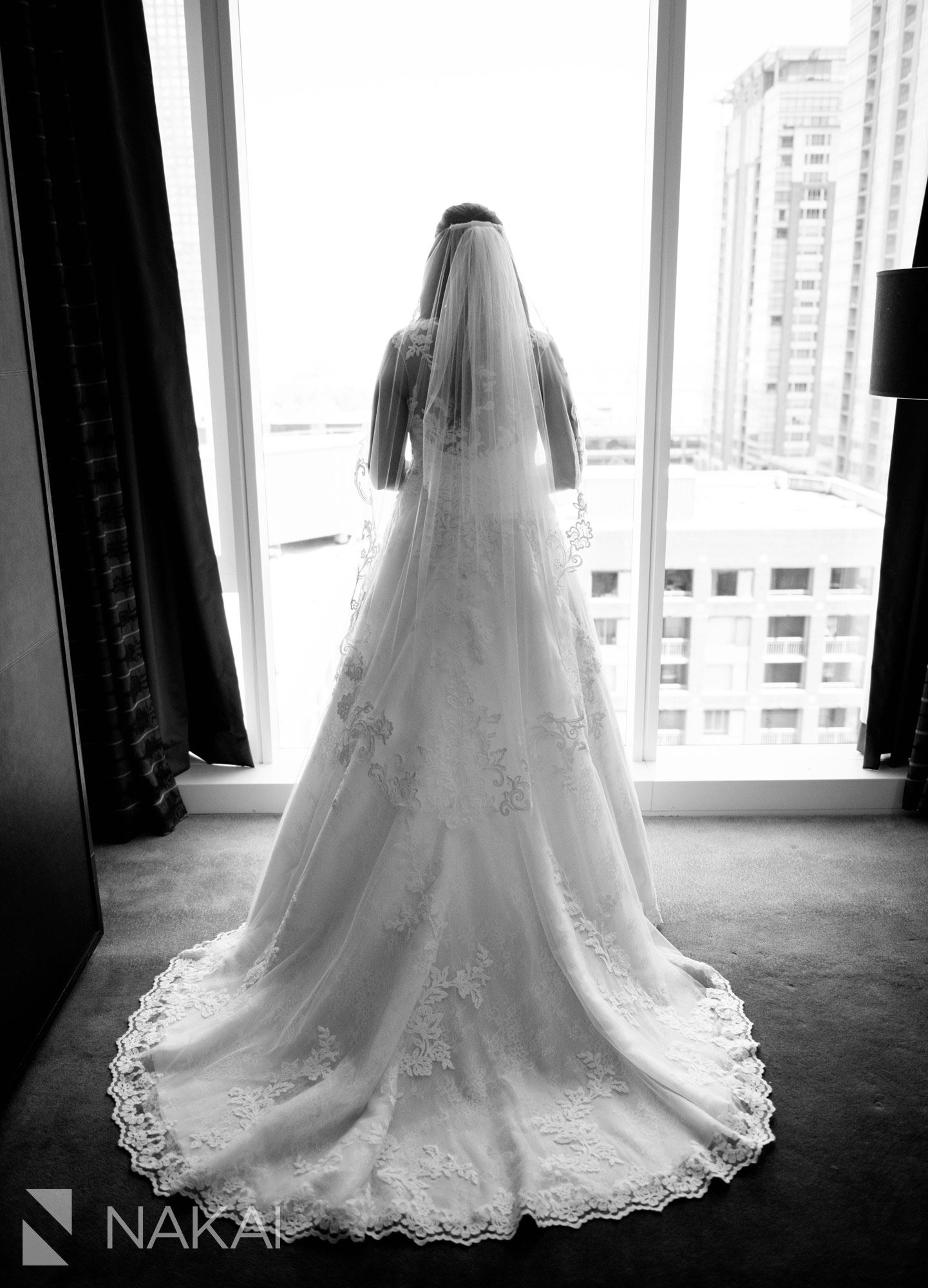 Loews Chicago wedding photographer downtown bride