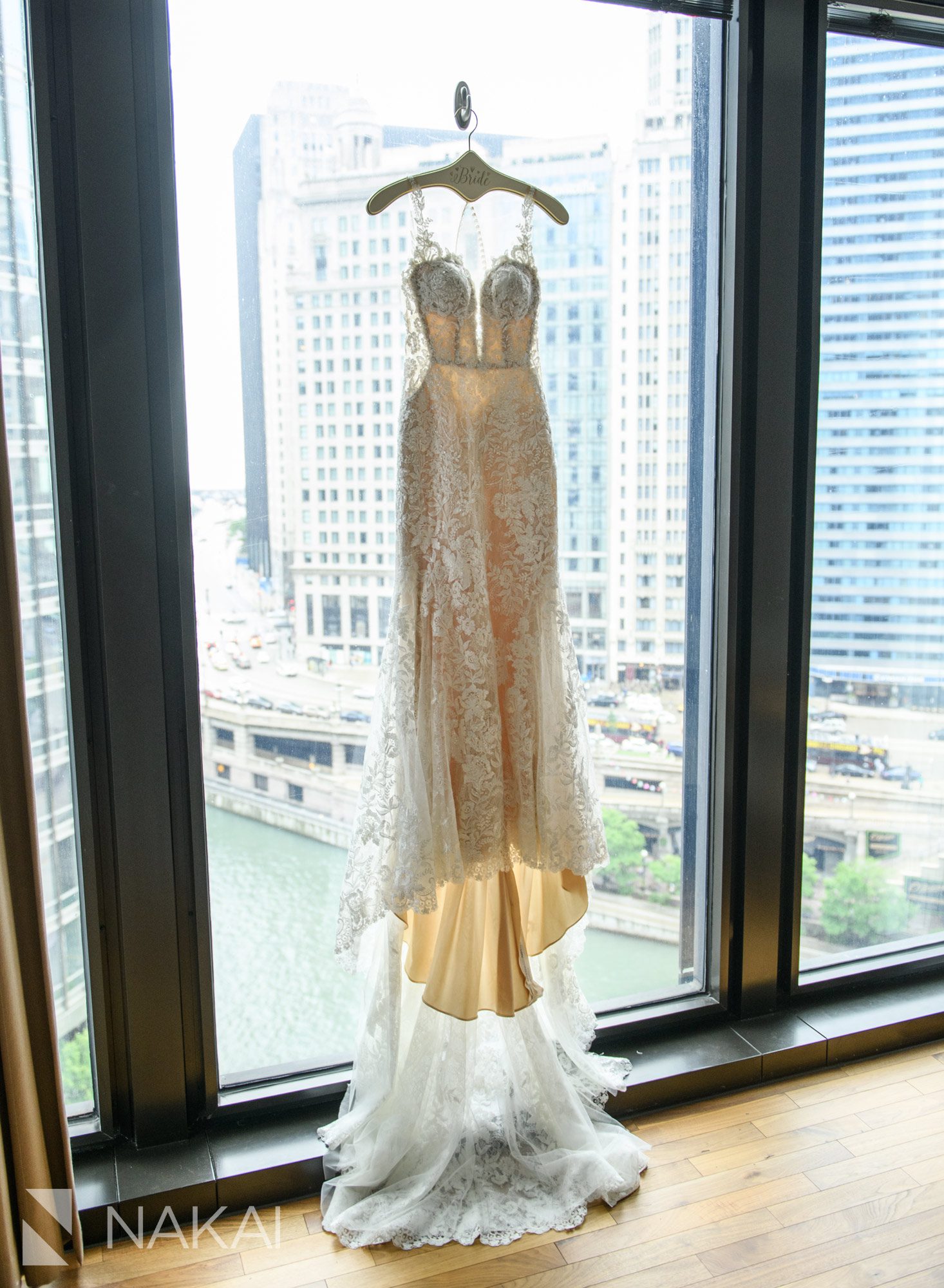 langham chicago wedding photos luxury details dress