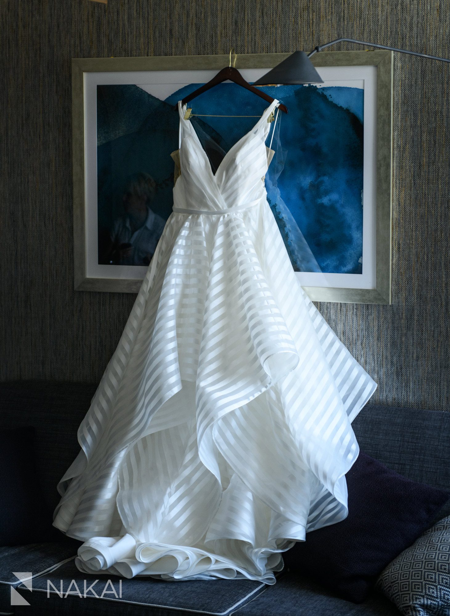 best Chicago luxury wedding photographer dress