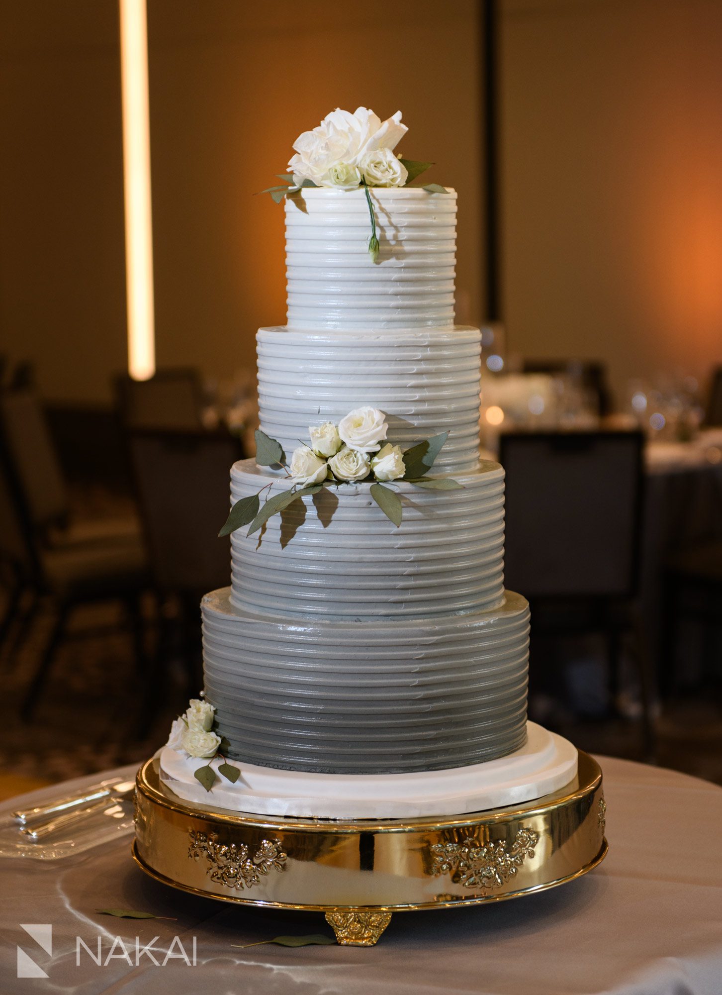londonhouse Chicago wedding photographers reception luxury cake