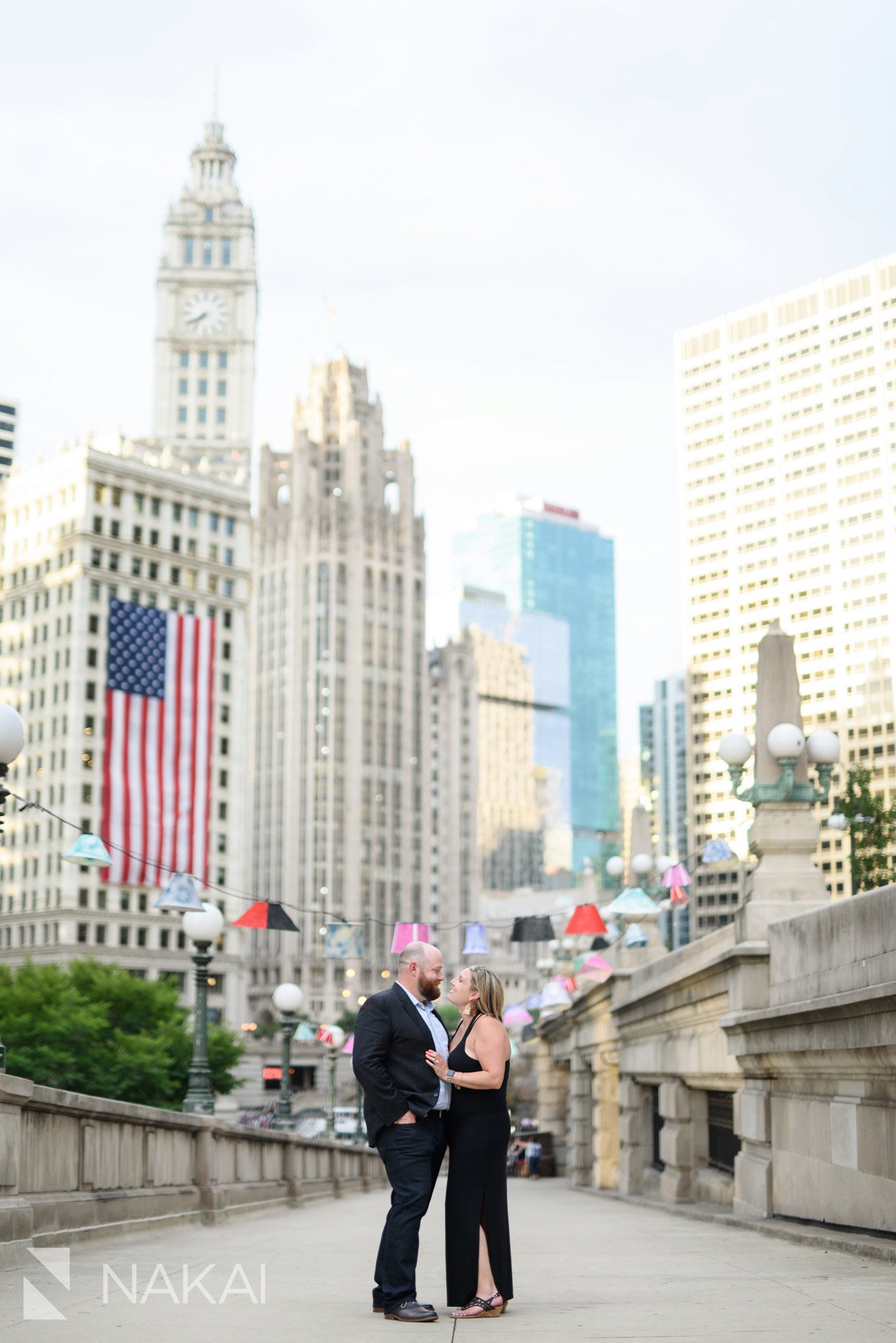 chicago engagement photographer riverwalk