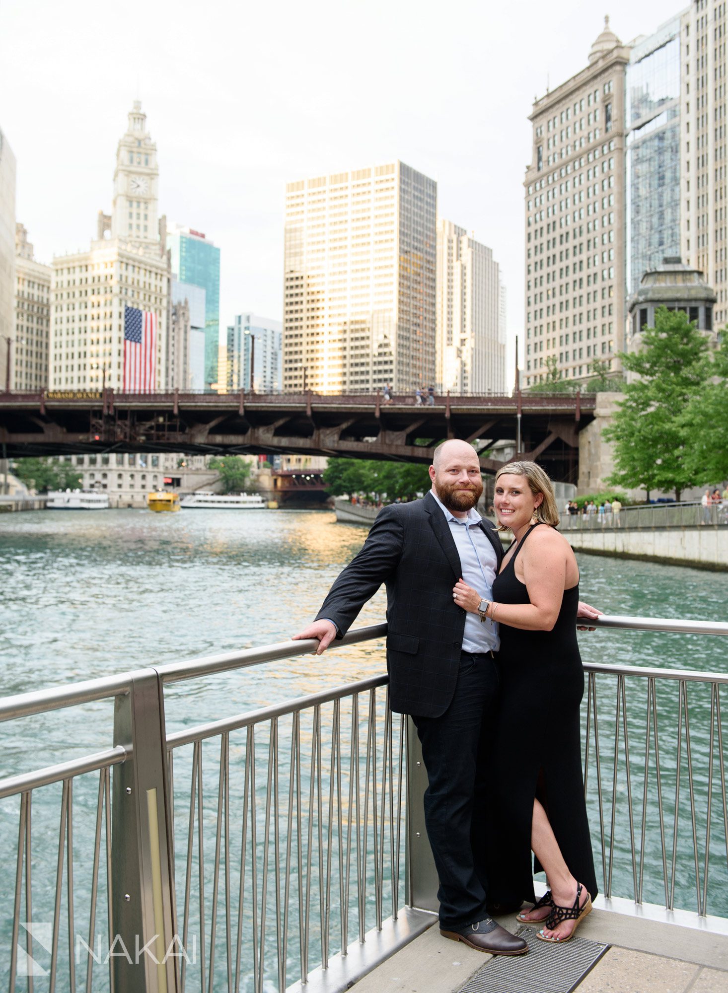 chicago engagement photos riverwalk