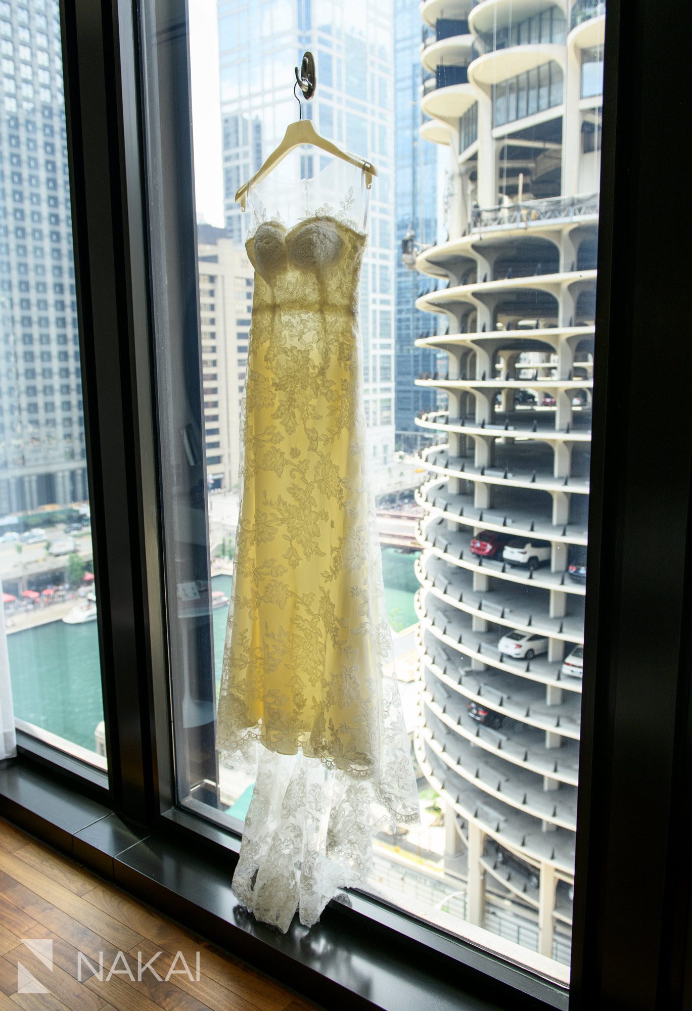 luxury Chicago wedding photo Langham hotel dress