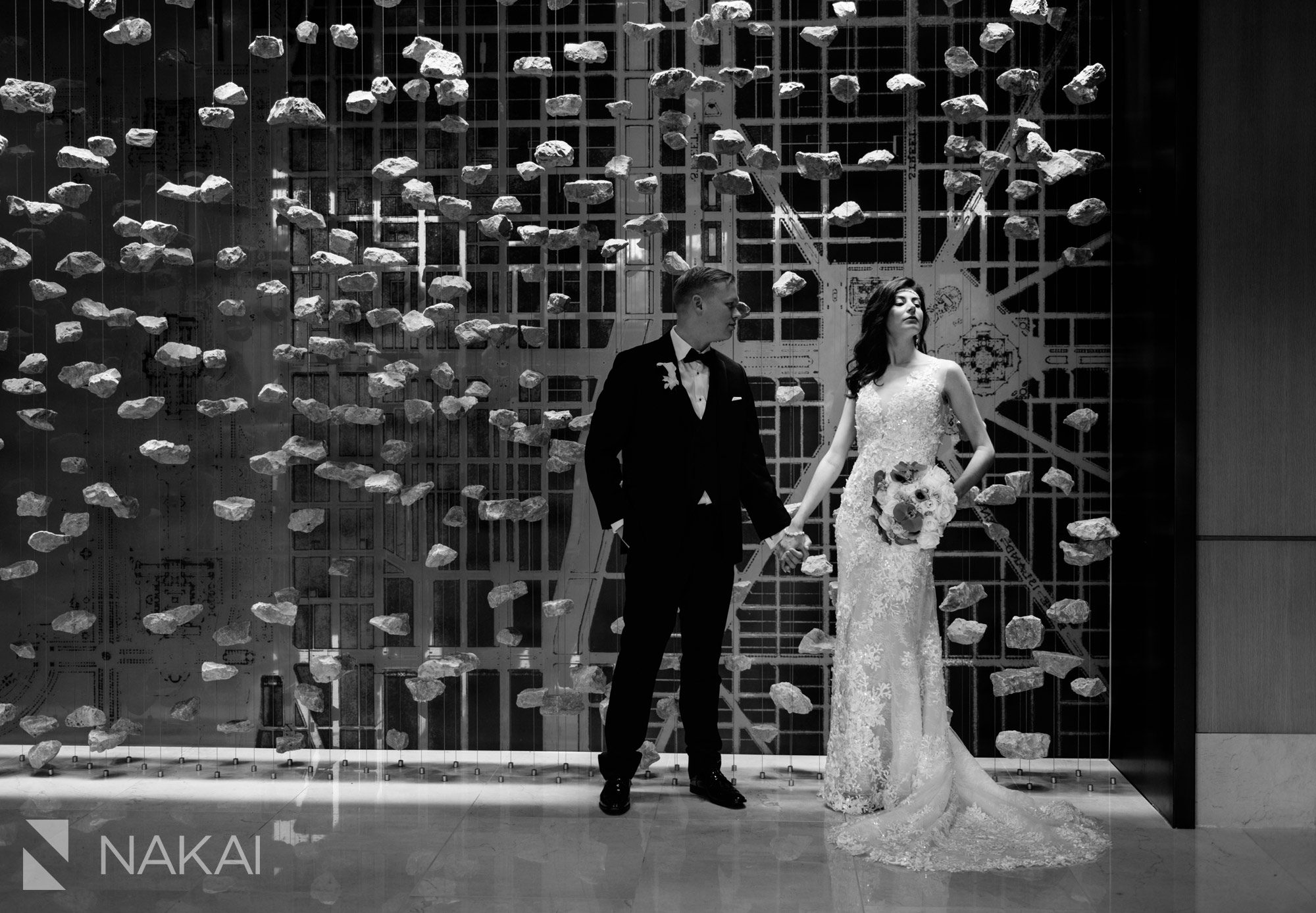chicago loews o'hare wedding pictures bride groom