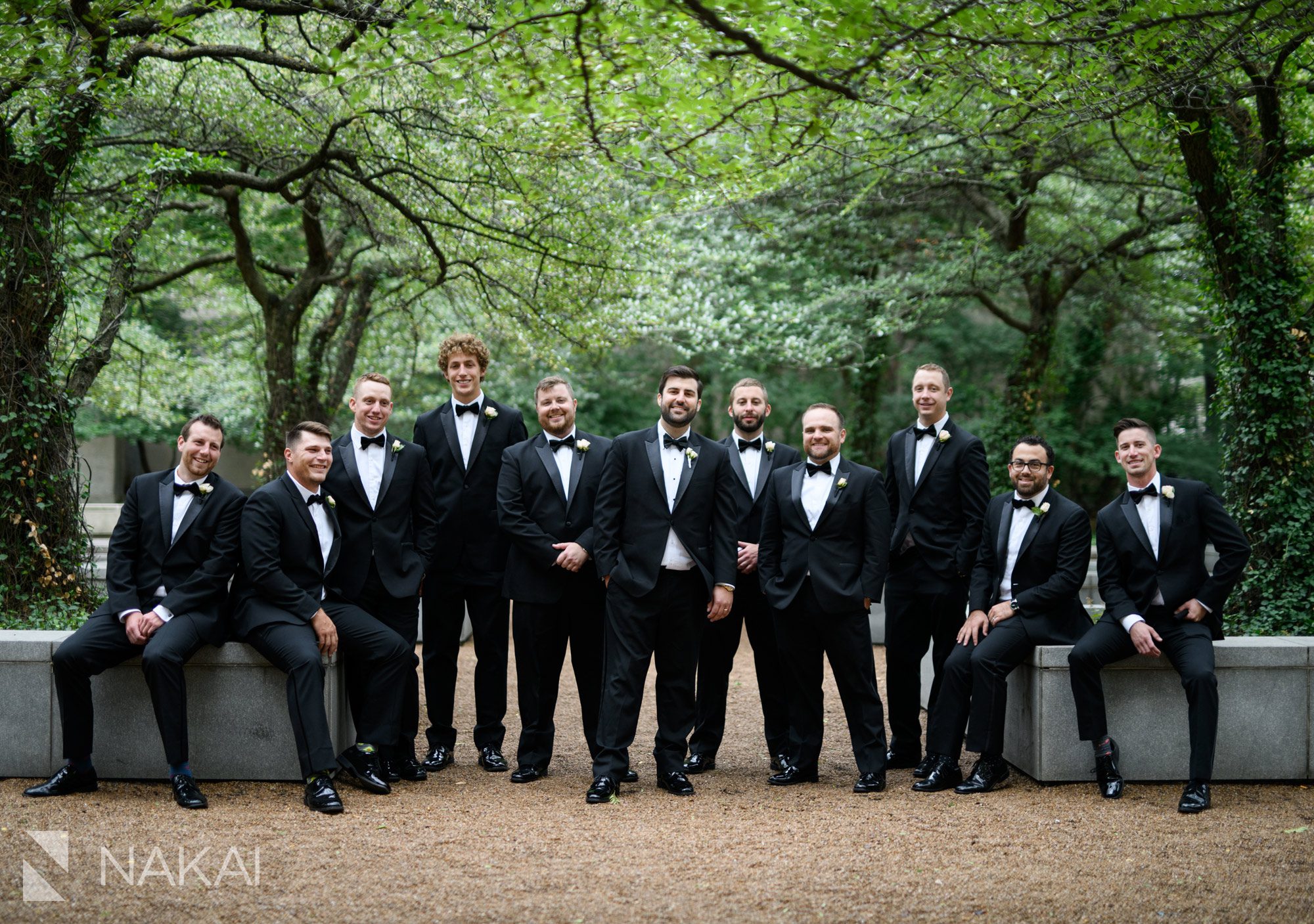 art institute wedding photographer Chicago bridal party