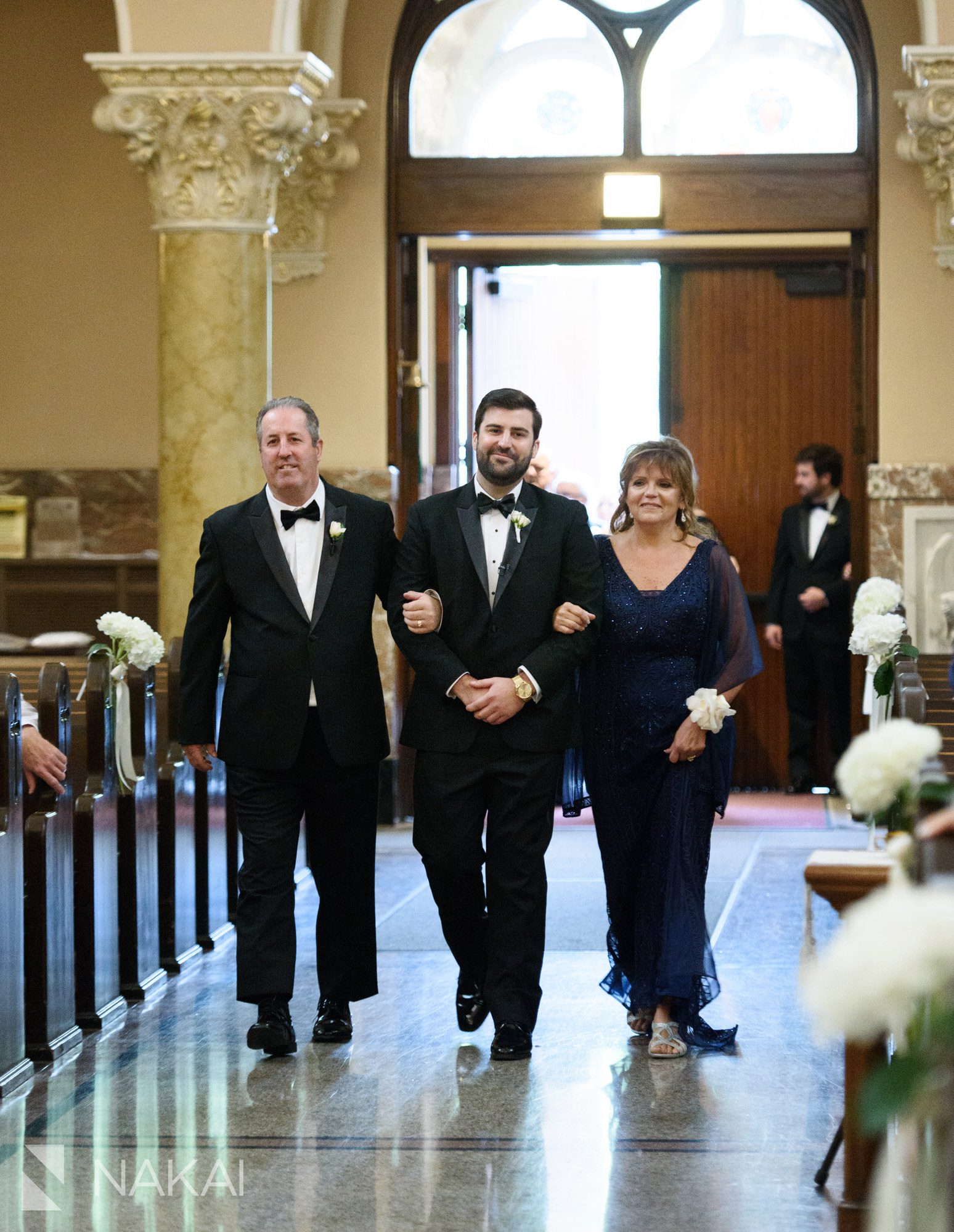 Chicago catholic wedding photographer