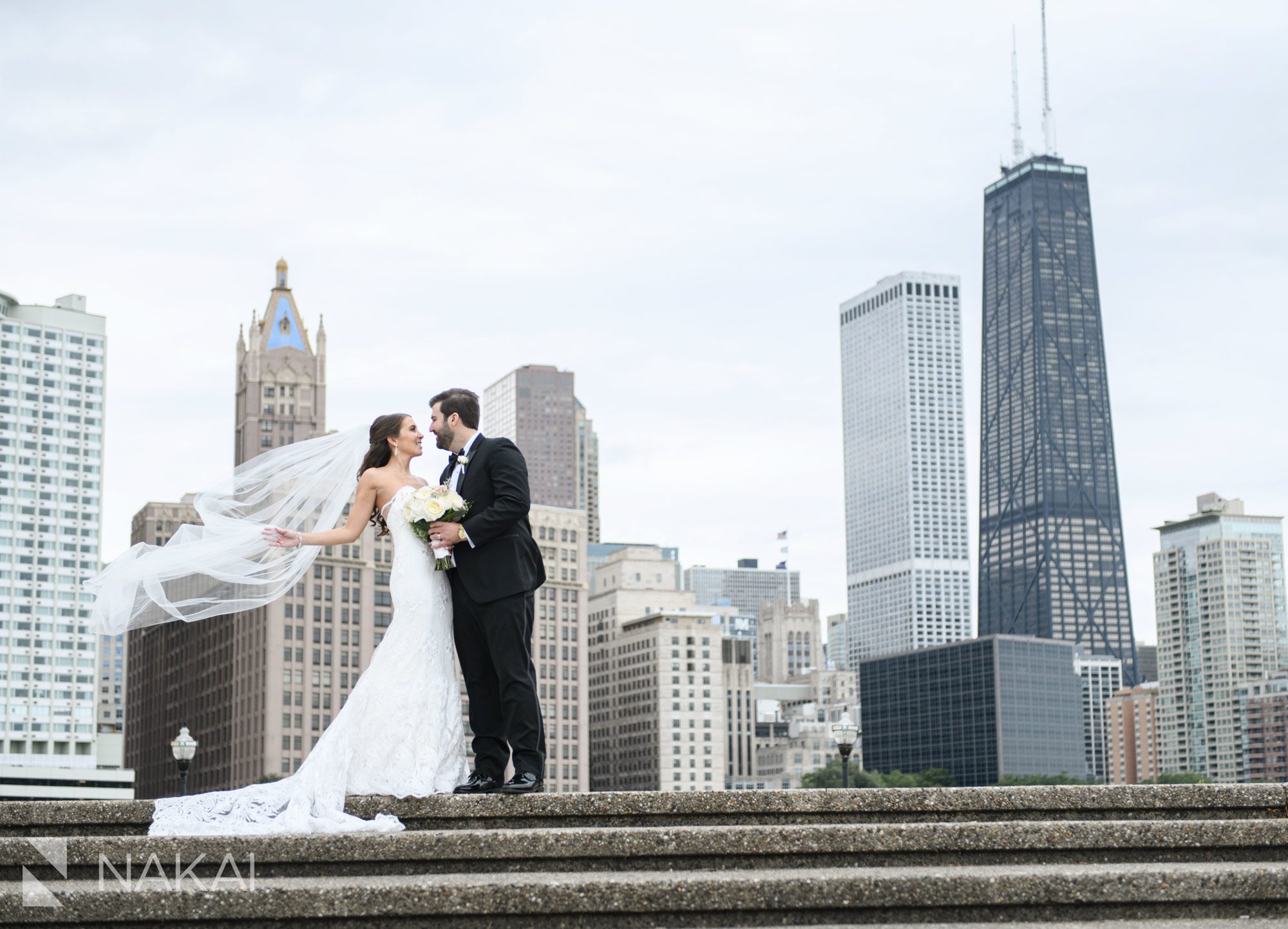 Chicago luxury wedding photos olive park