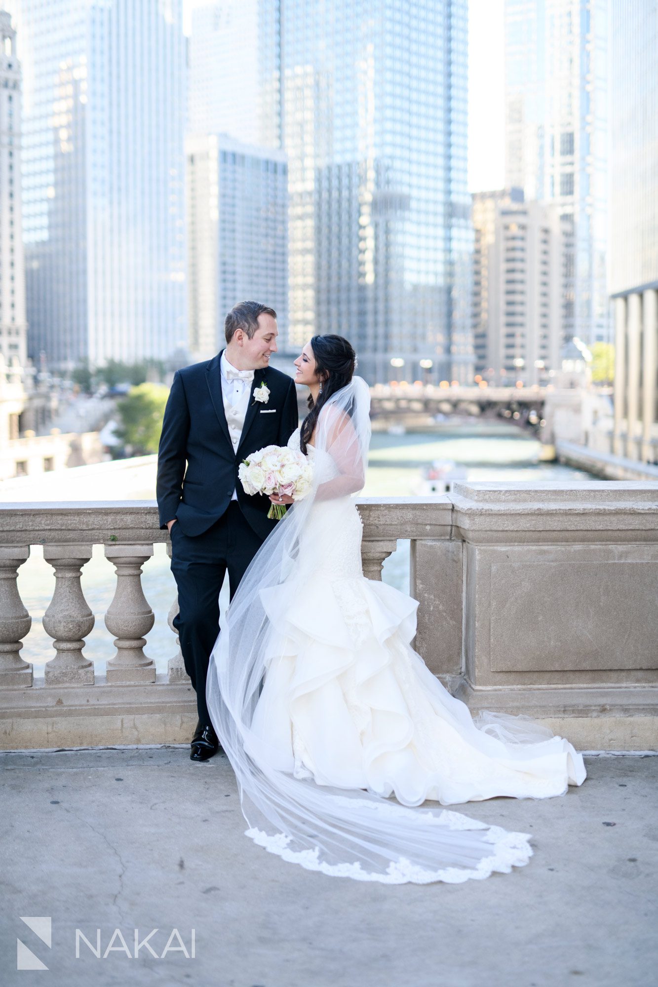 Chicago wedding photos best Wrigley building