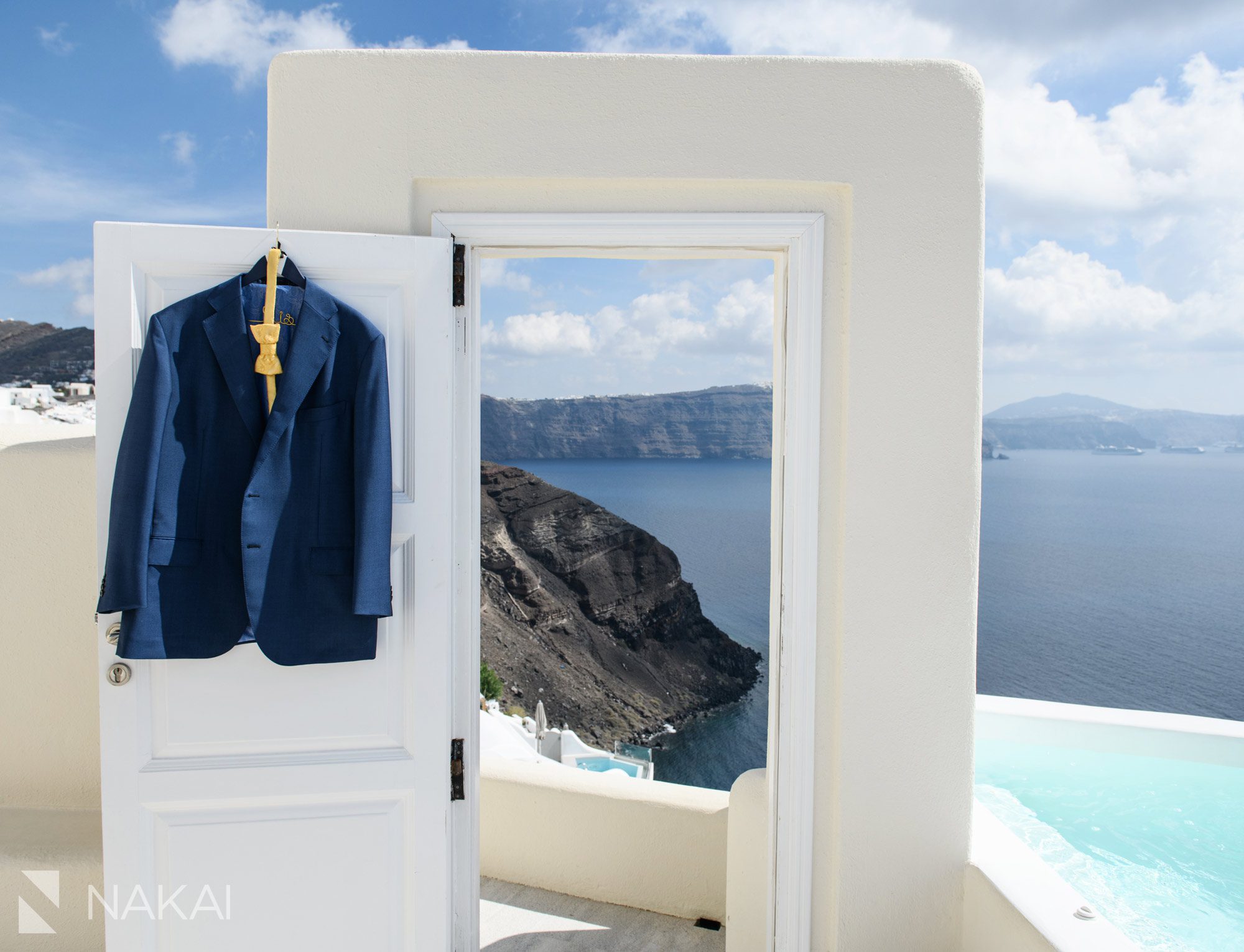 destination wedding pictures in Oia Santorini Greece wedding details