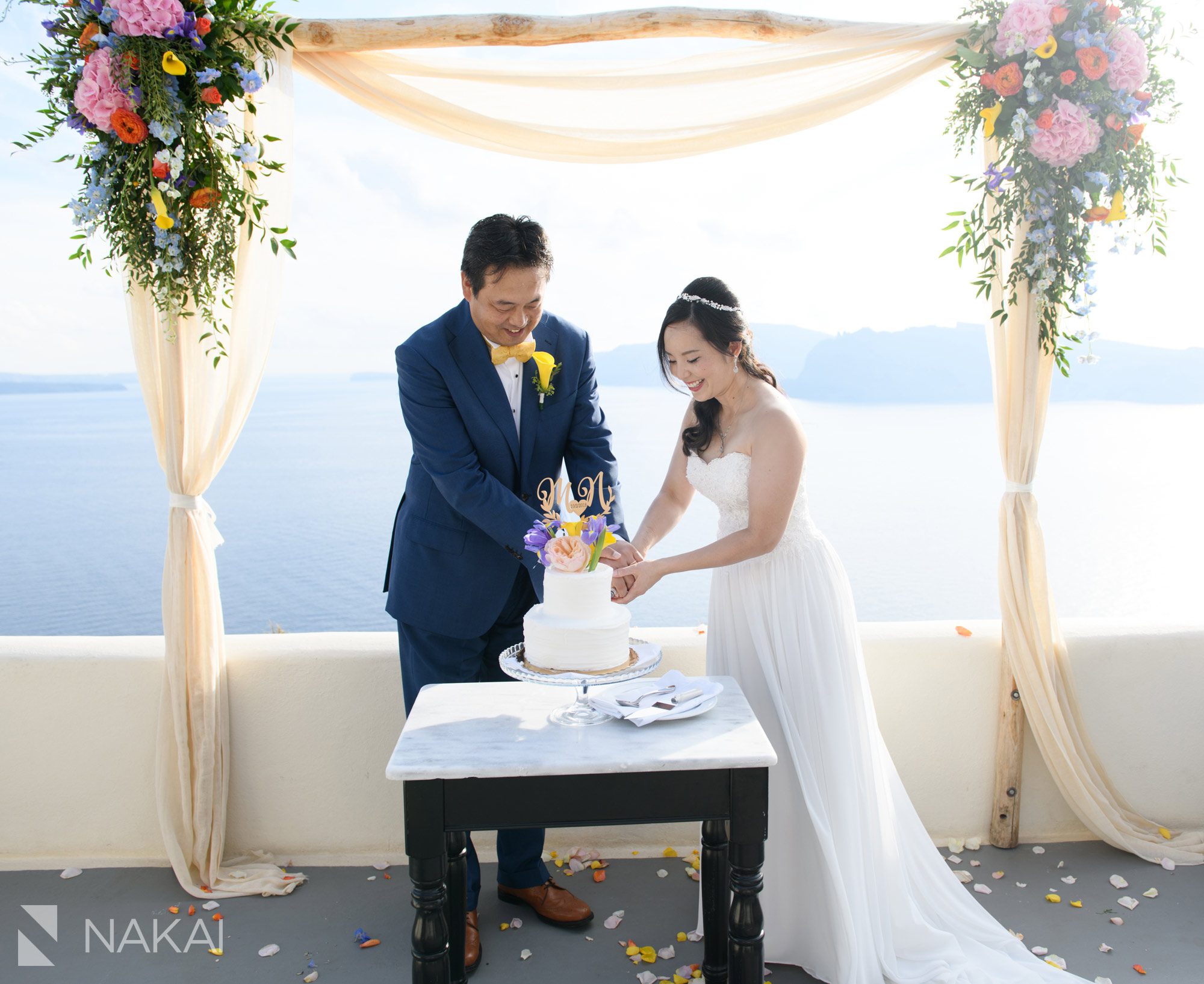 Santorini wedding photos oia Greece cake bride groom