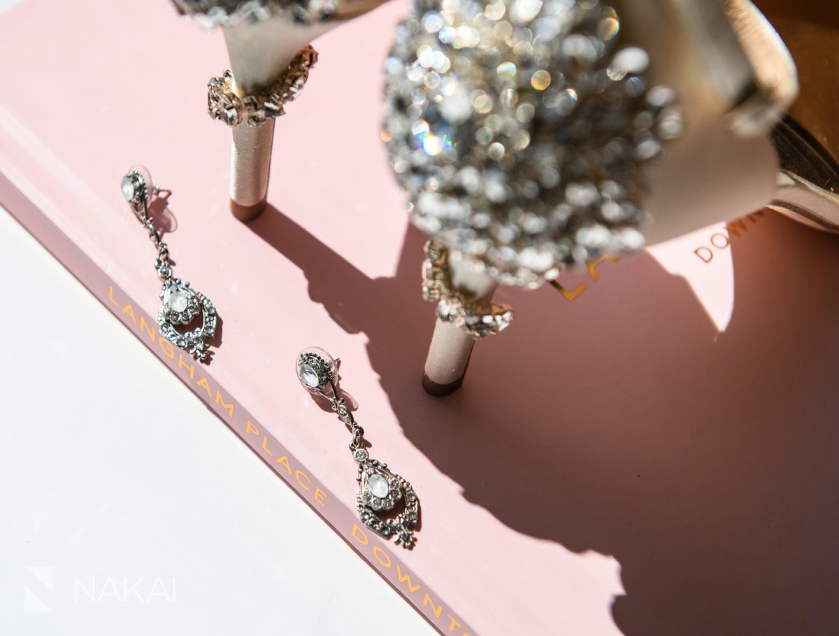 best Chicago luxury wedding photos earrings