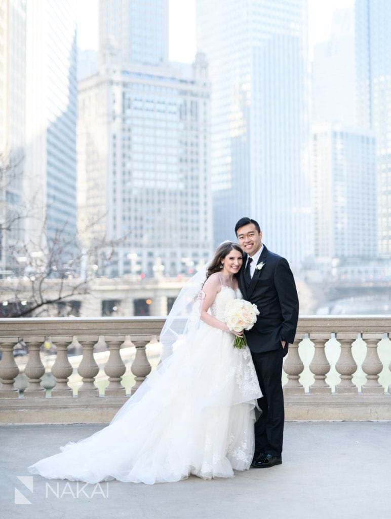 Chicago Wrigley building wedding photos bride groom