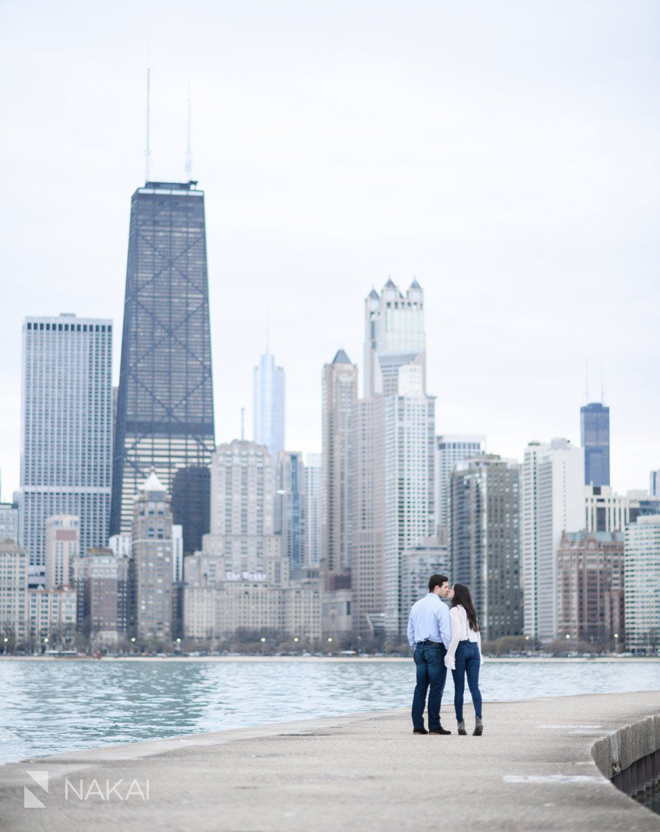 north avenue Chicago engagement photographer kiss skyline