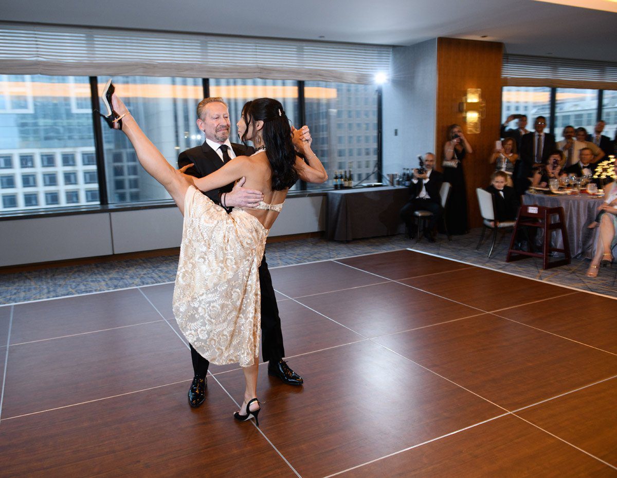 ritz Carlton Chicago wedding picture lakeside reception tango