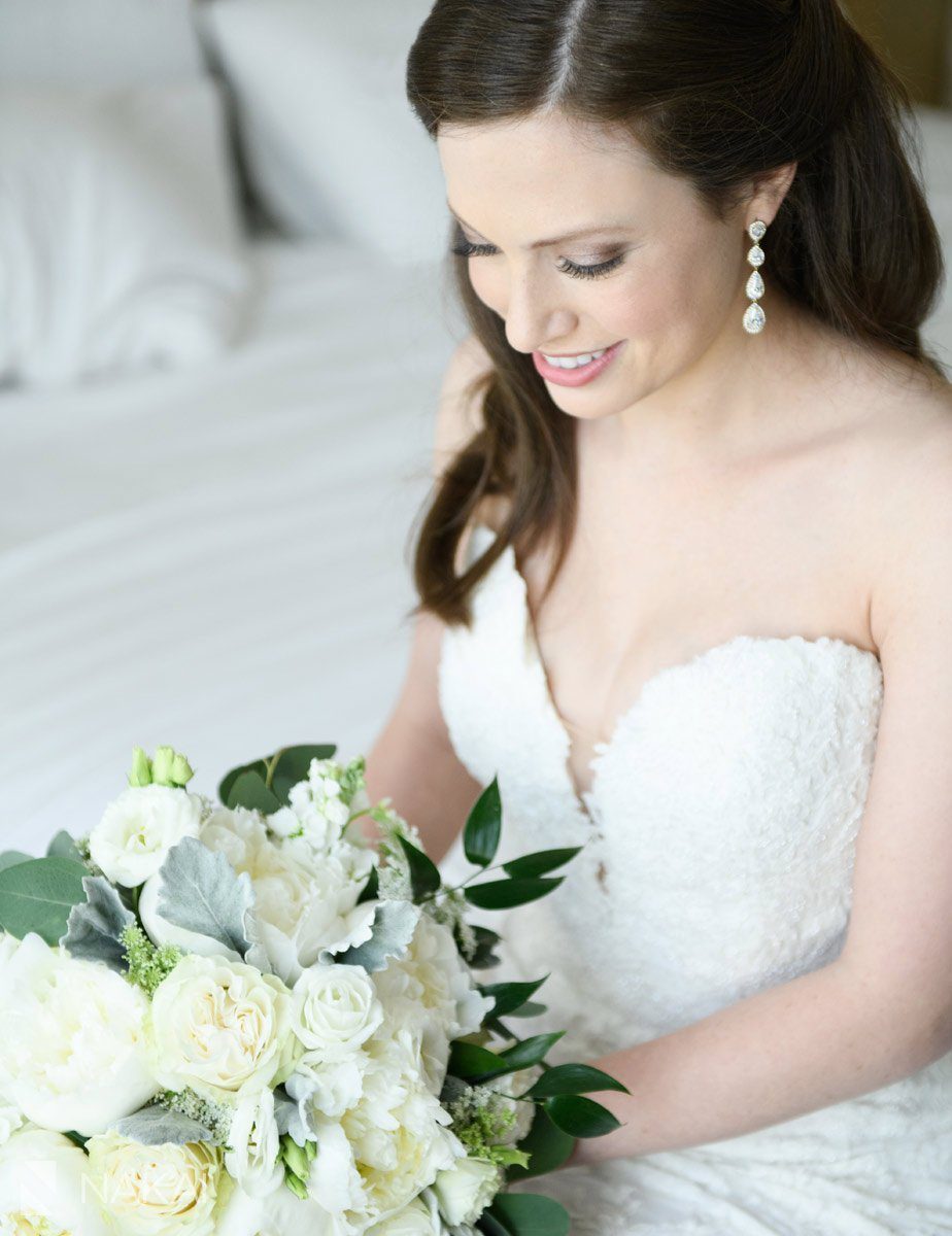 best ambassador chicago wedding photo bride getting ready