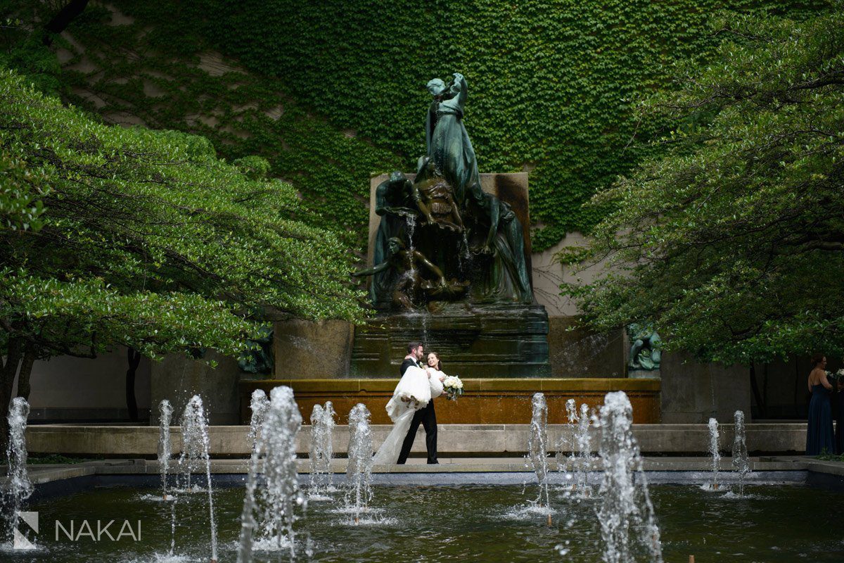 art institute chicago wedding photo best bride groom