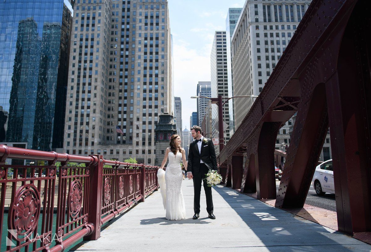 Lasalle street wedding picture chicago best location bridge