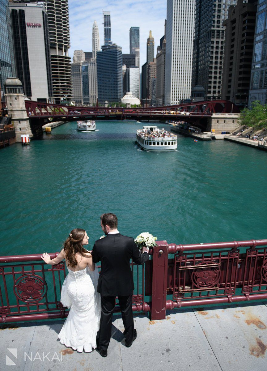 Lasalle street wedding picture chicago best location bridge