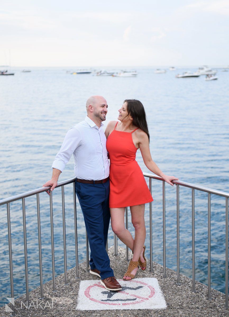 destination engagement photos chicago skyline