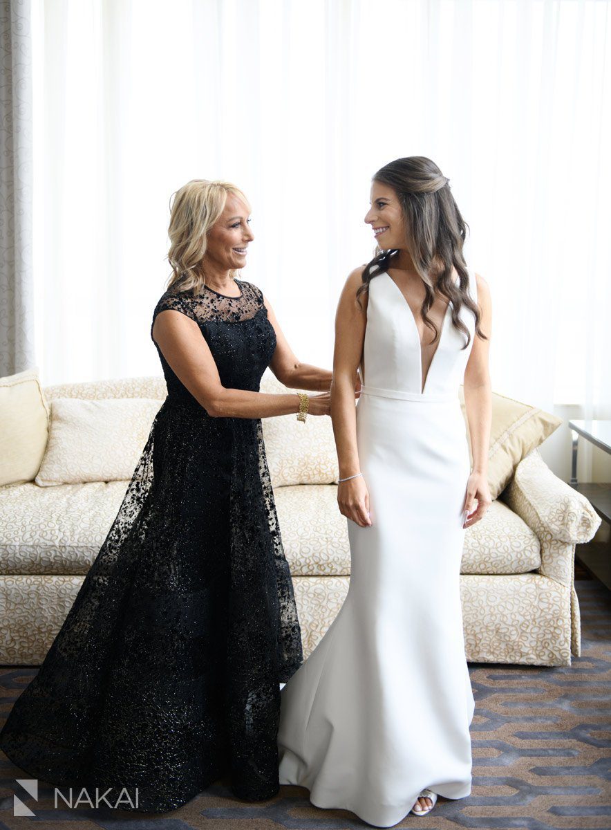 best luxury wedding chicago mother daughter photo