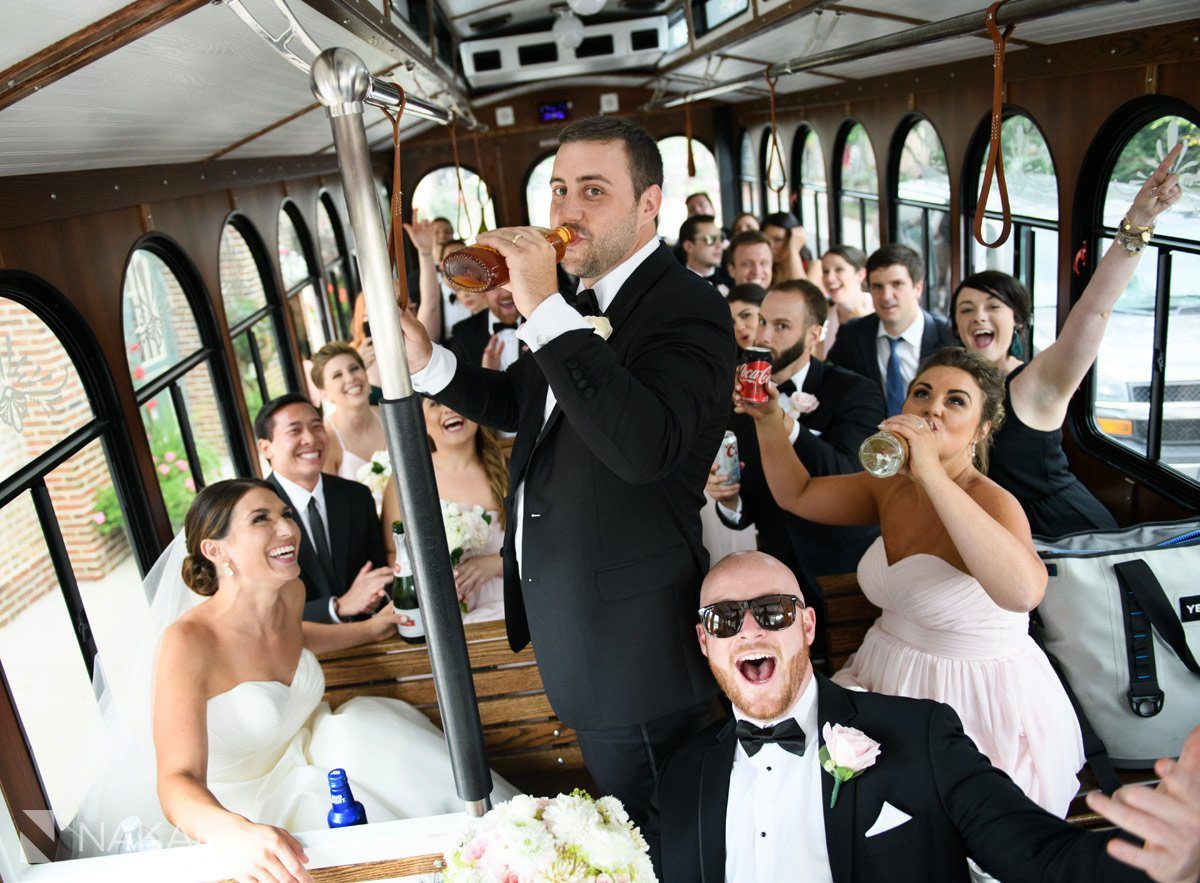 lake forest trolley wedding photo