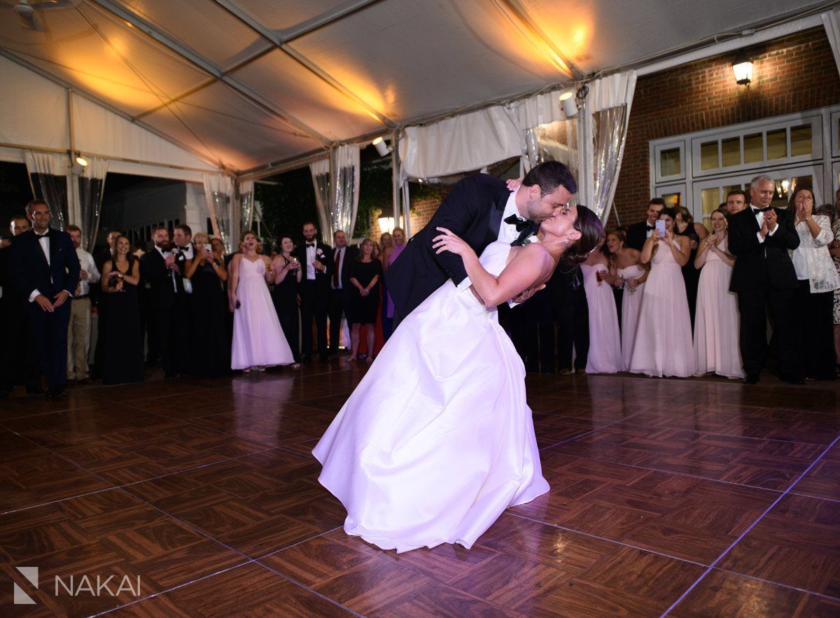 knollwood club wedding photo bride groom il lake forest 