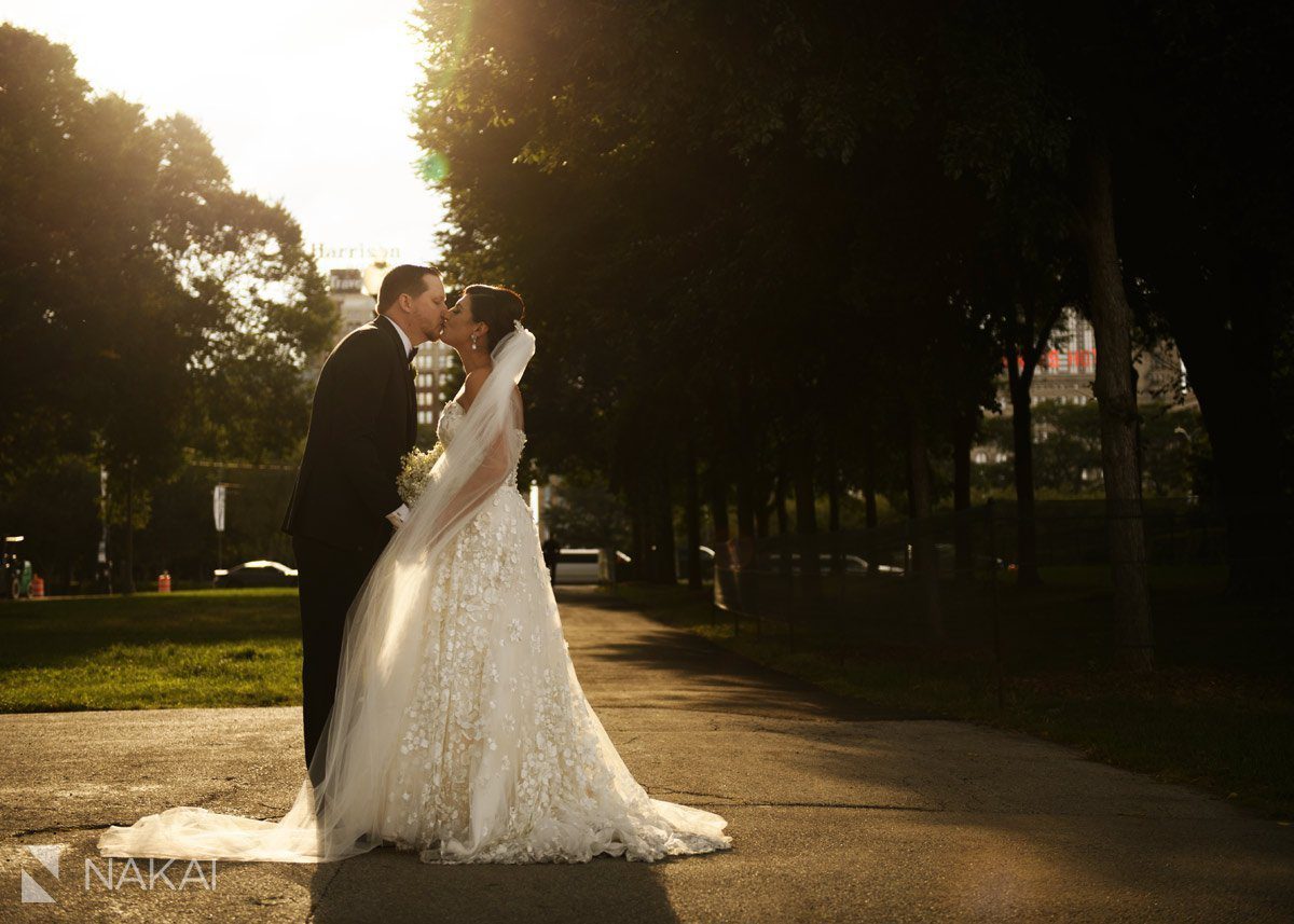 buckingham fountain wedding pictures