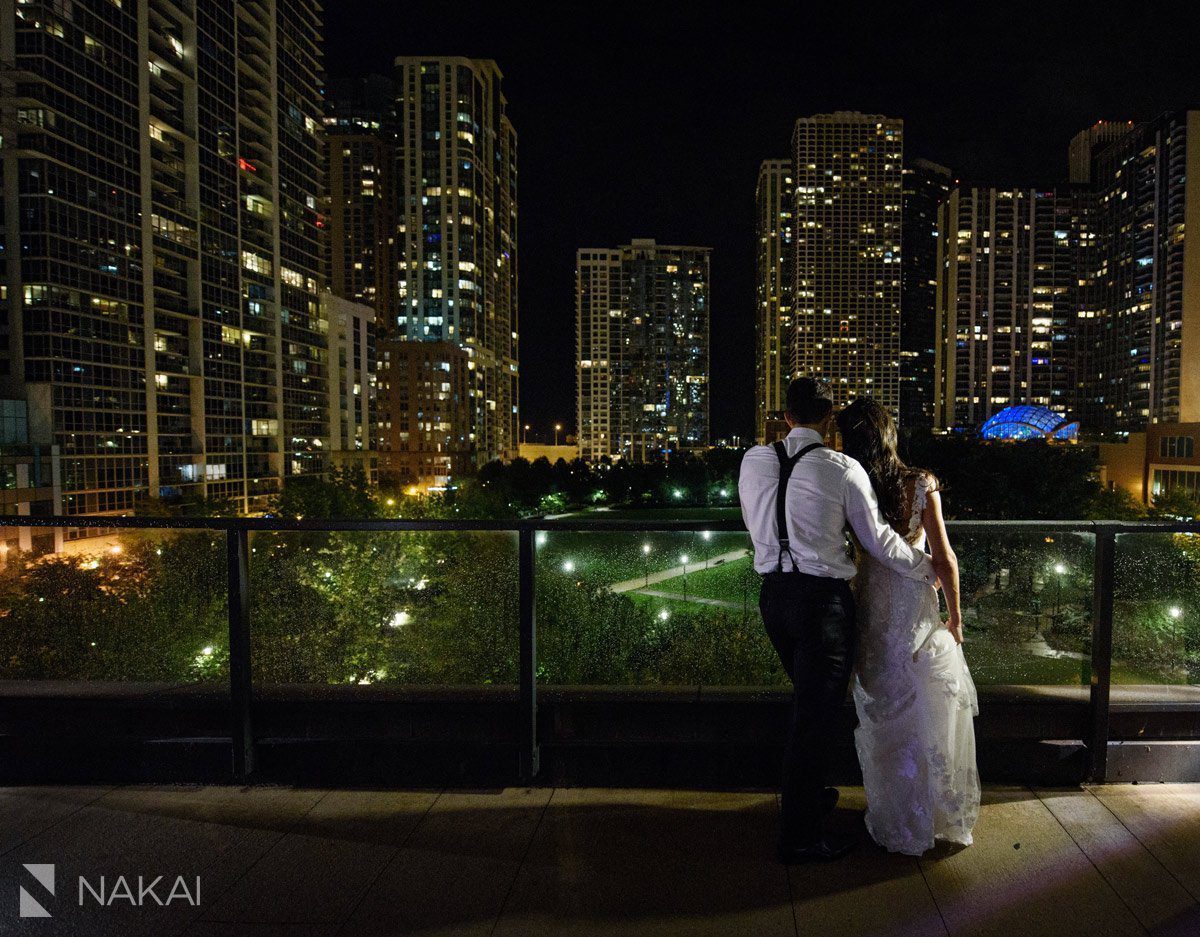 Radisson blu chicago wedding photos bride groom