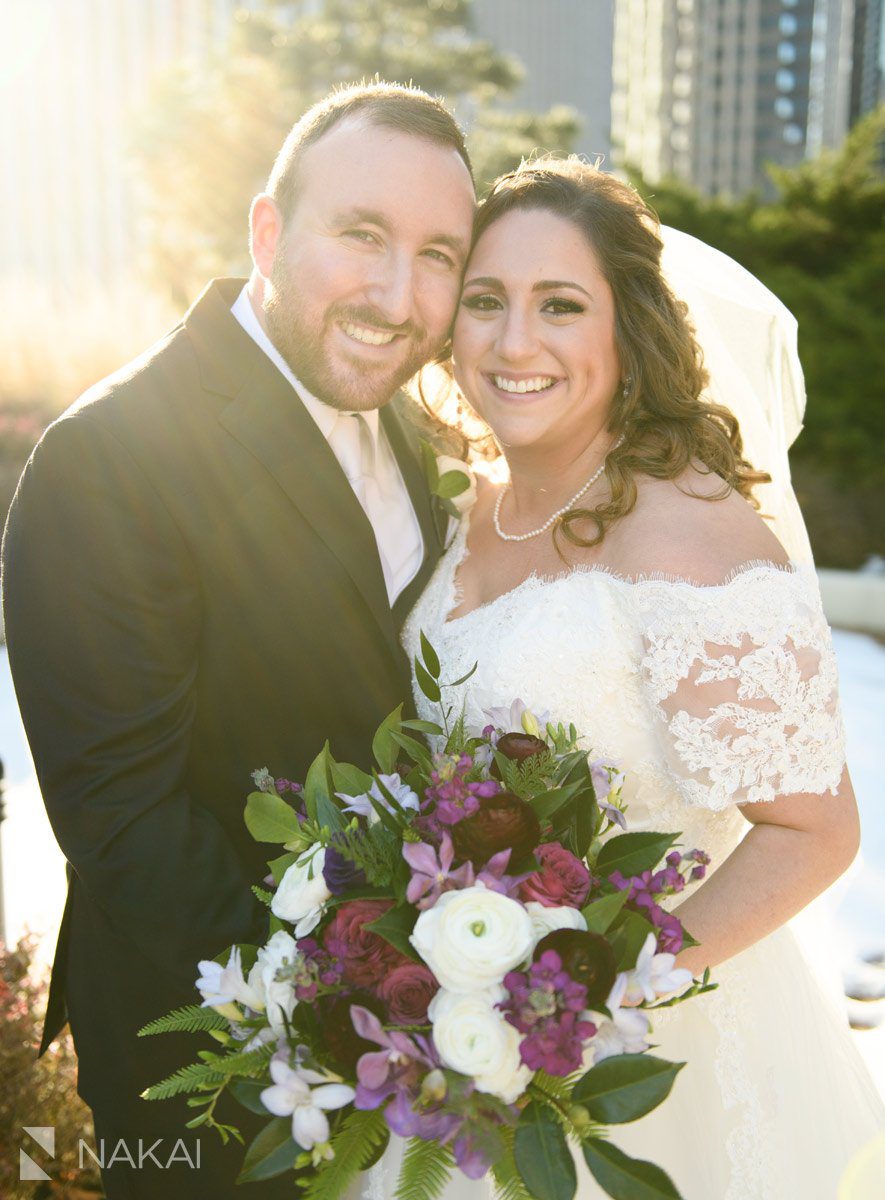 chicago Radisson blu wedding photo bride groom aqua lakeshore east