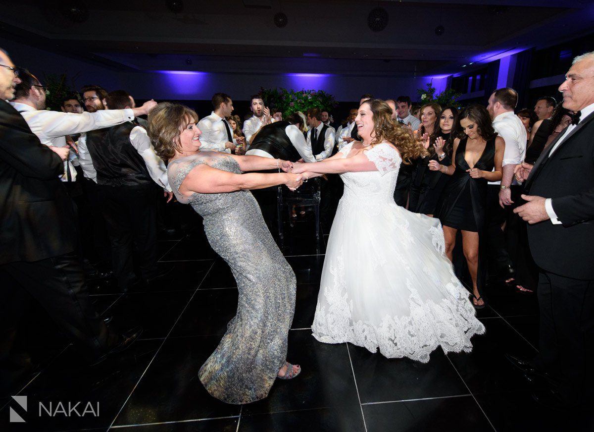 chicago Radisson blu wedding photographer reception