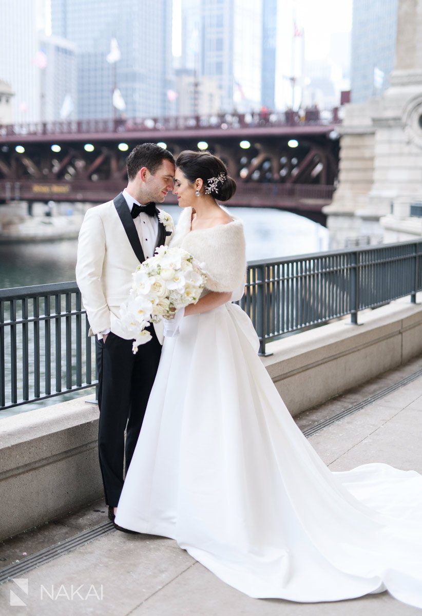 Chicago winter wedding photos bride groom riverwalk