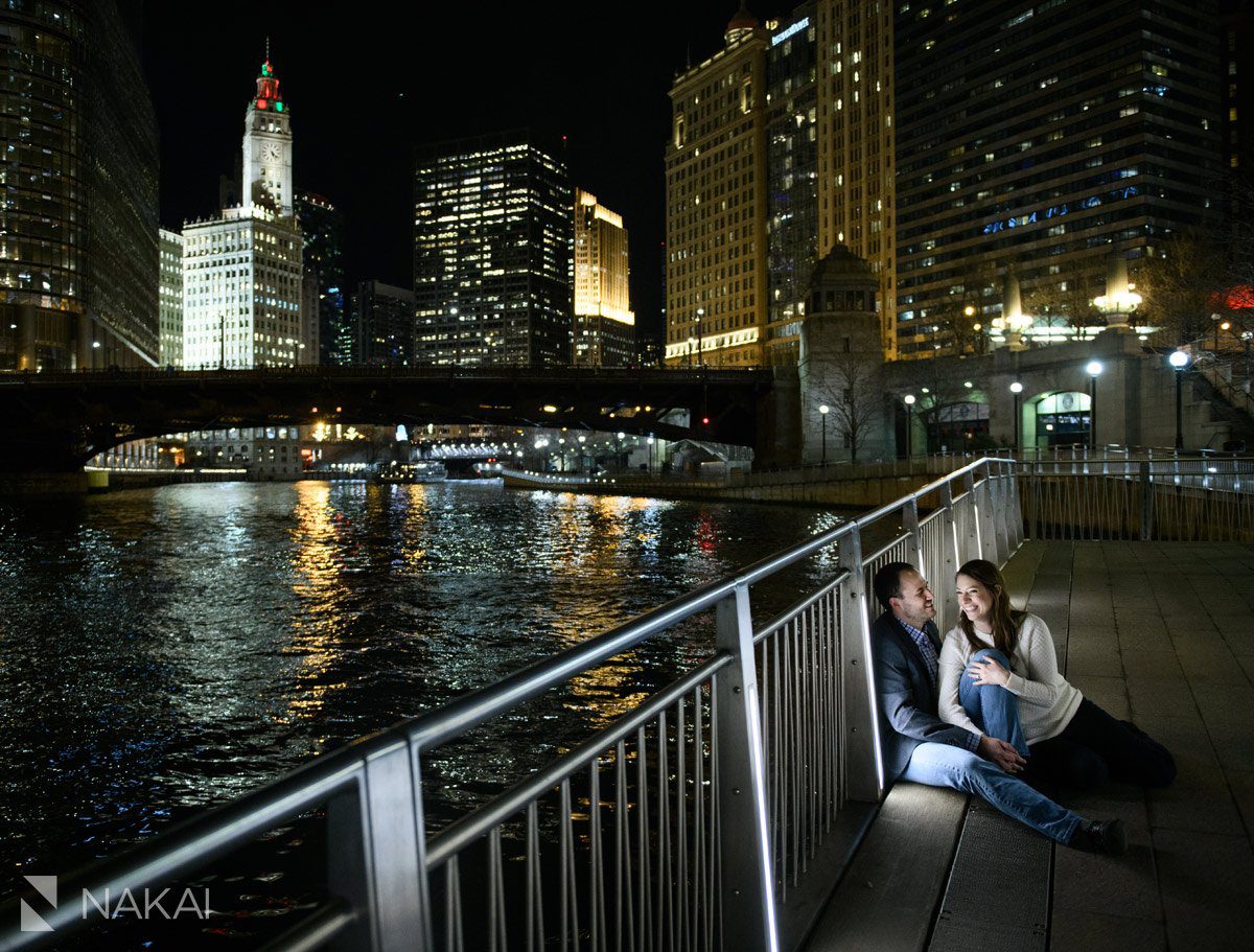 chicago proposal photo engagement riverwalk night