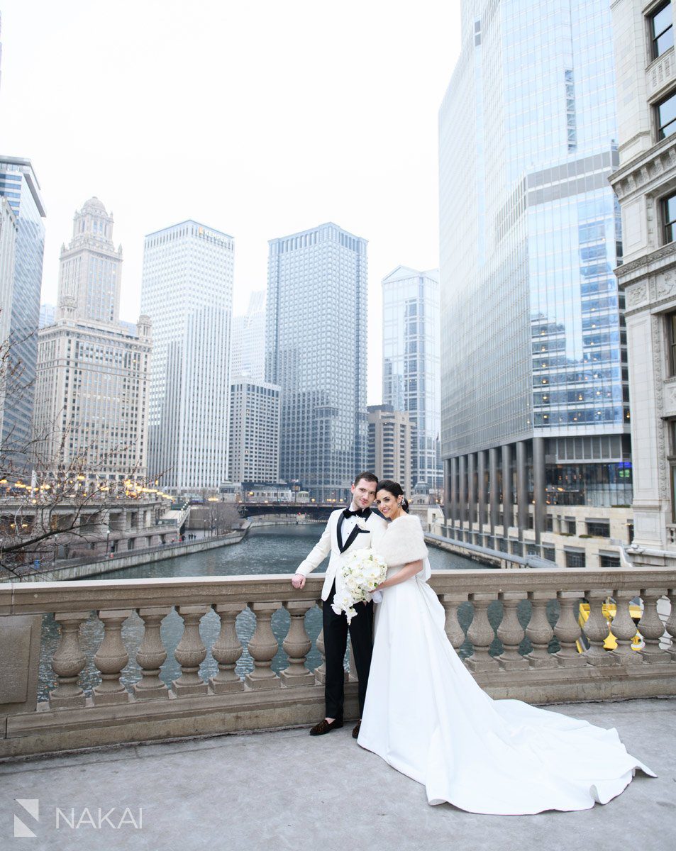 chicago winter wedding photographer bride groom river