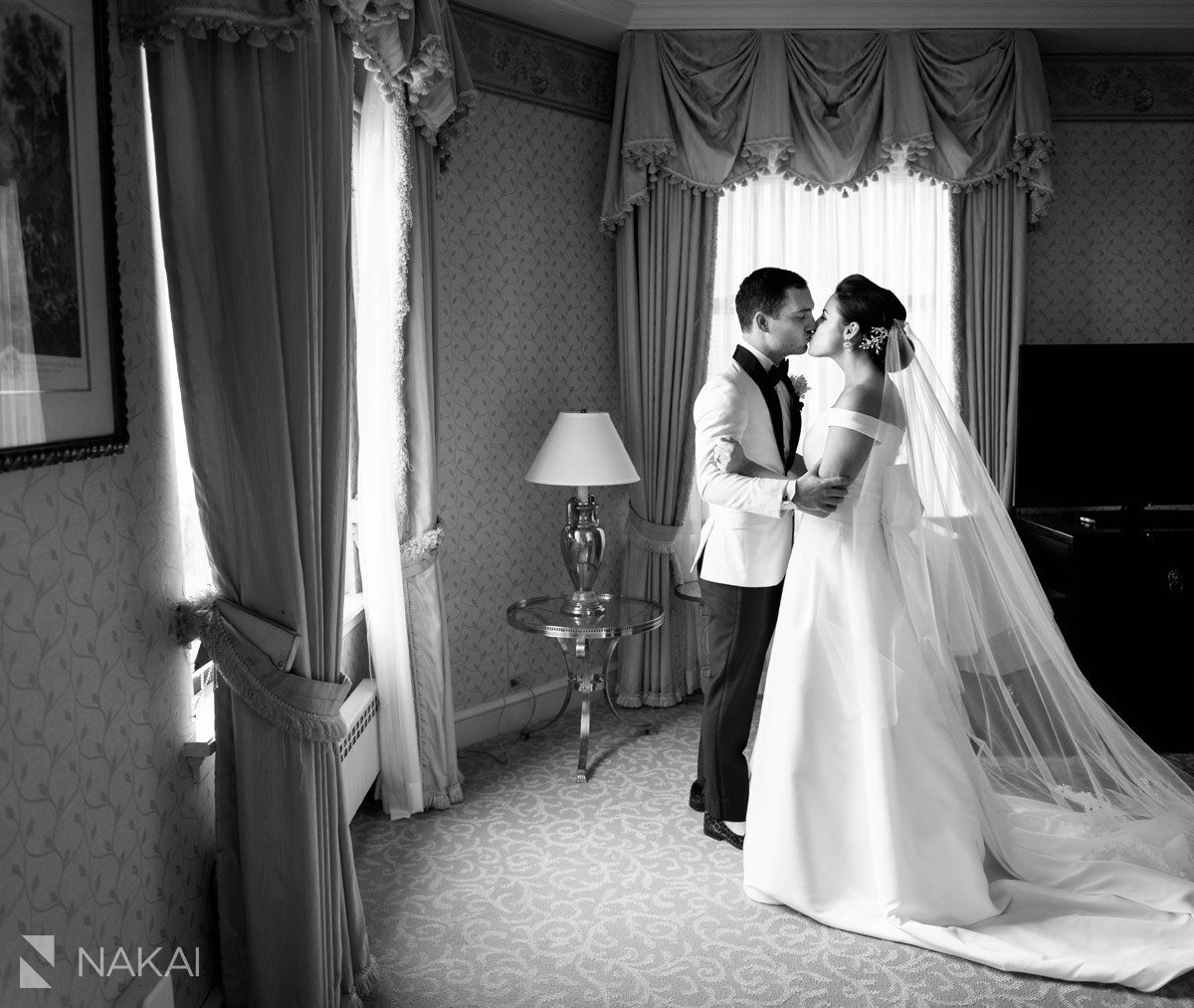 drake chicago wedding pictures bride groom first look
