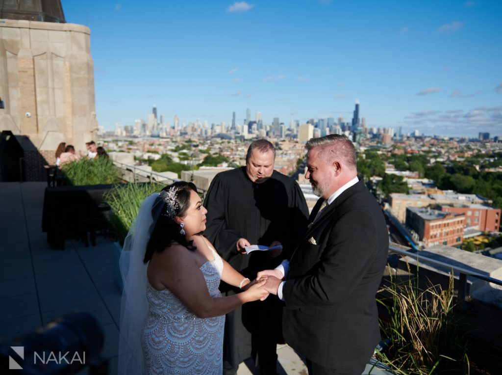 chicago intimate wedding photographer robey hotel