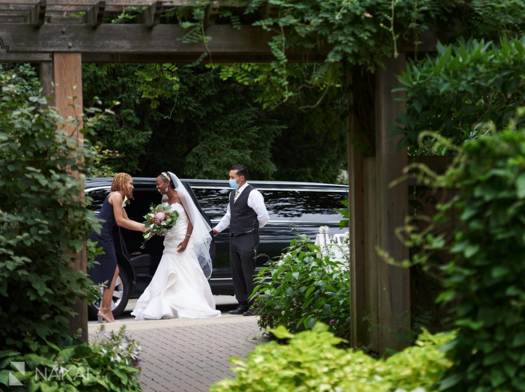 chicago microwedding photographer Morton Arboretum ceremony