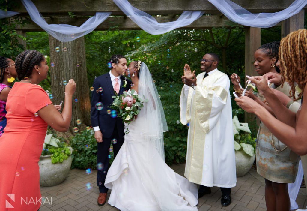 chicago microwedding photographer Morton Arboretum ceremony