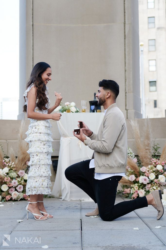 chicago proposal photographer Londonhouse rooftop