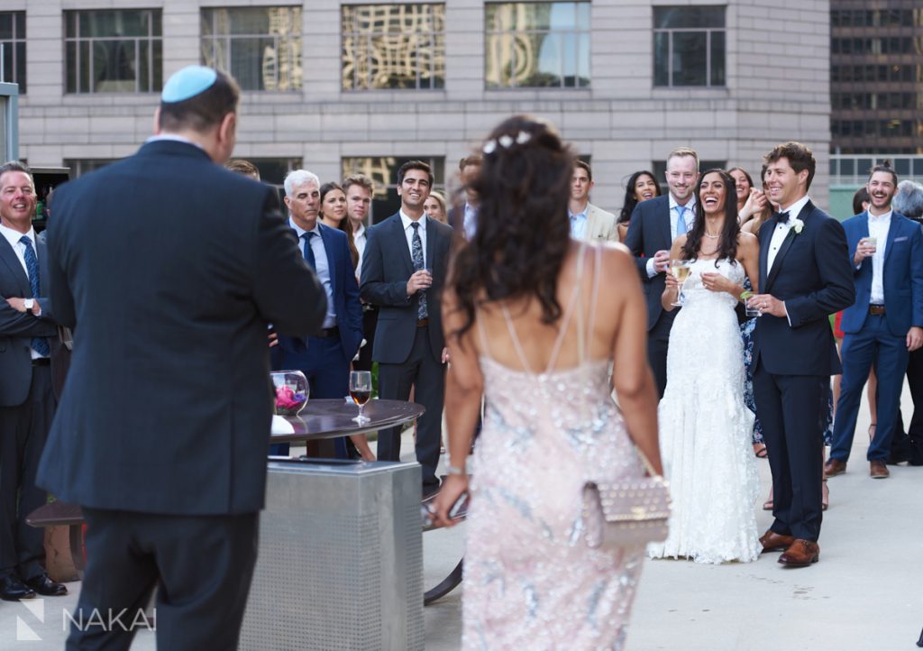  Radisson blu covid wedding photos chicago outdoor rooftop