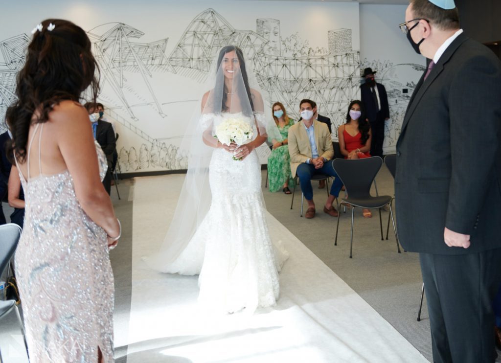 chicago covid wedding photos indoor ceremony Radisson blu 