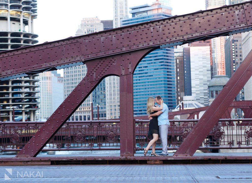 chicago riverwalk engagement pictures proposal