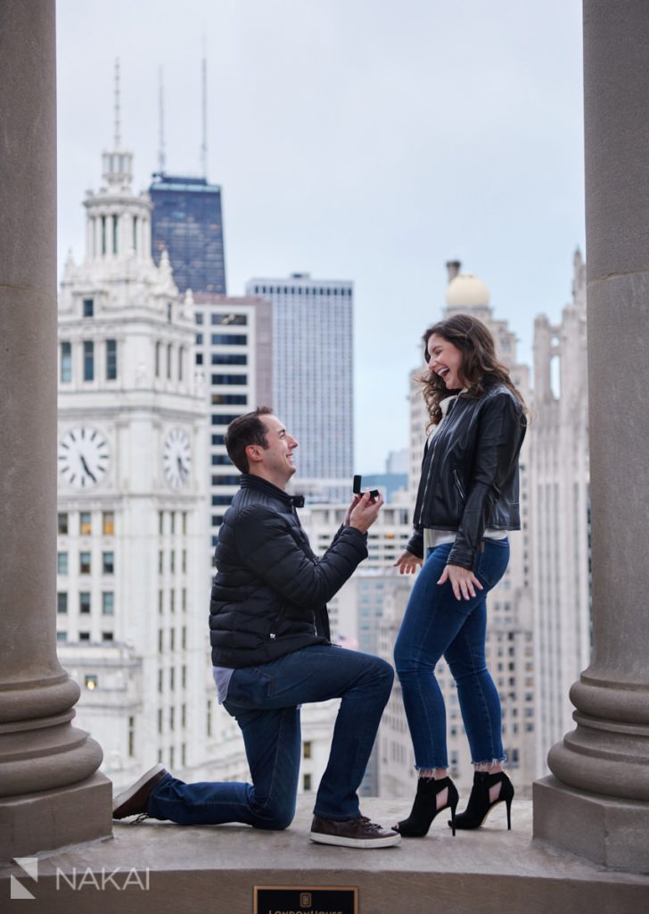 best chicago proposal photographer londonhouse cupola photo