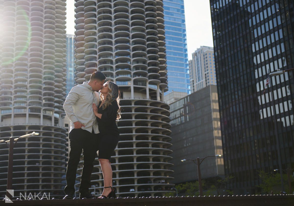 chicago engagement photos bridge