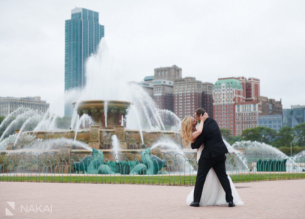 chicago post covid wedding photos Buckingham Fountain