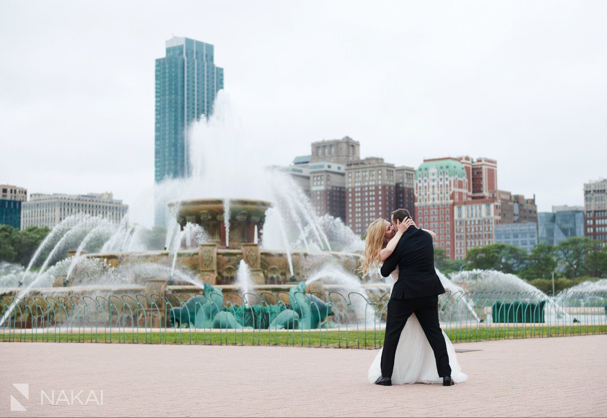 Buckingham fountain wedding photographer chicago bride and groom