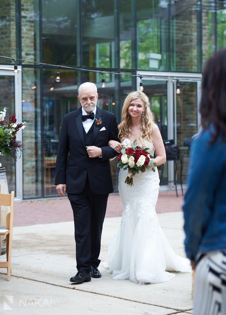 city winery Chicago wedding photographer ceremony